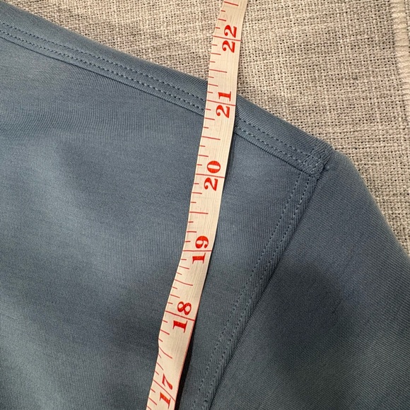 Lululemon Athletica Perfectly
Oversized Cropped Crew in Blue | Size 14 (No Tags) - Picture 5 of 5